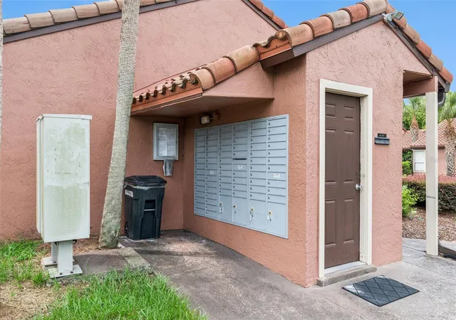 2nd image of 623 Grenadine Ct, WINTER PARK, FL 32792