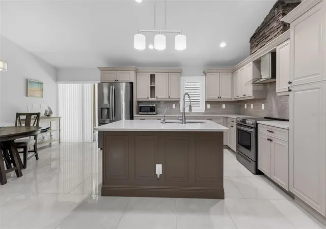 4th image of 1056 Cazenovia St, Port Charlotte, FL 33952 | MLS# C7529670