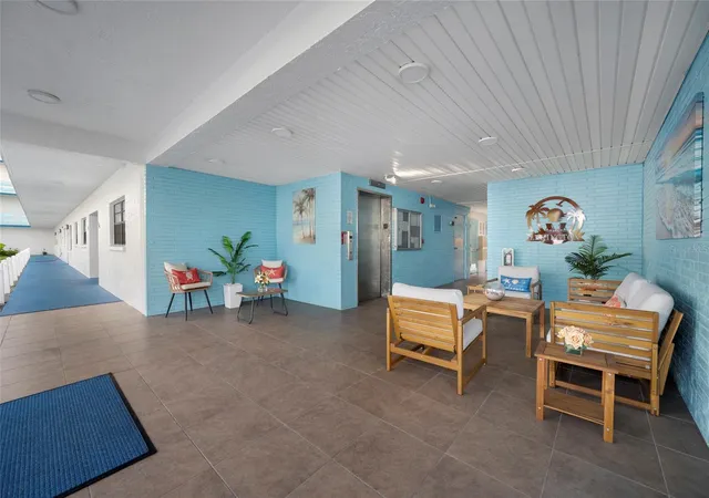 4th image of 5970 80Th St N #409, Saint Petersburg, FL 33709 | MLS# TB8539613