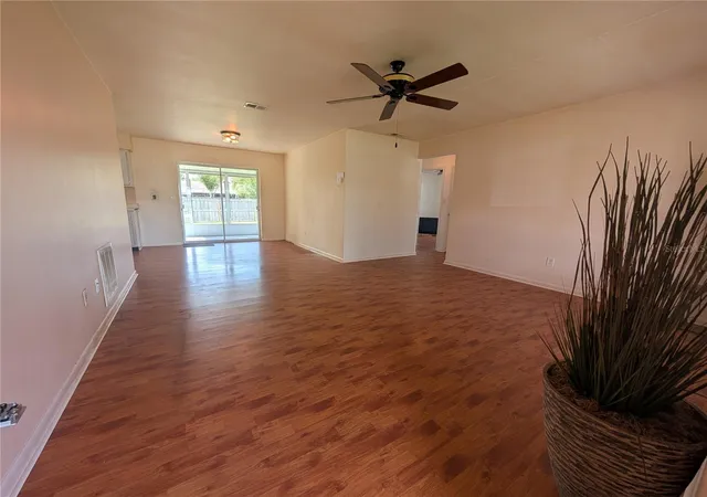 4th image of 969 6Th Ave Ne, Largo, FL 33770 | MLS# TB8539617