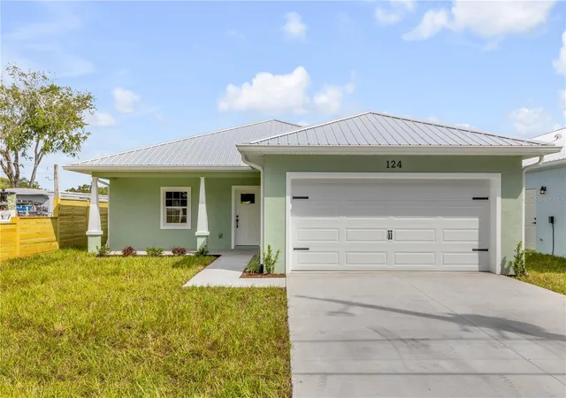 Photo 1 of Single family home for sale at 124 Indian Crk Rd, Oak Hill, FL 32759 | MLS# NS1089019 | Listing updated on 2026-10-01