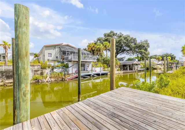 Photo 3 of Single family home for sale at 124 Indian Crk Rd, Oak Hill, FL 32759 | MLS# NS1089019 | Listing updated on 2026-10-01