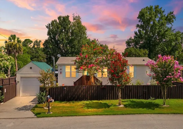 1st image of 8421 W Scott Ct, Homosassa, FL 34448 | MLS# OM730560