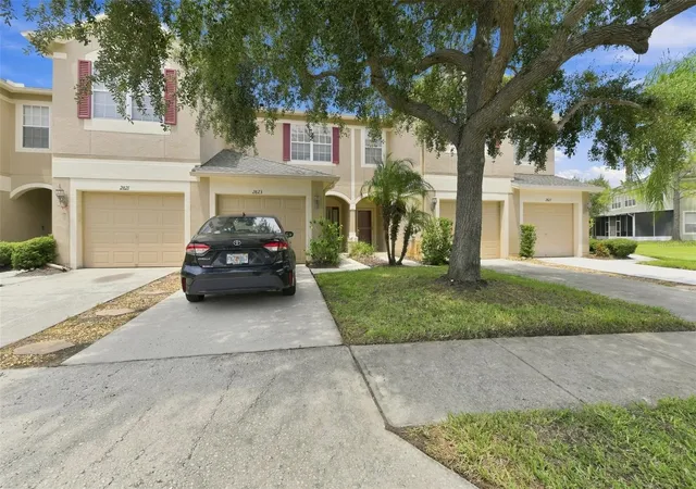 Townhouse for sale at 2823 Conch Hollow Dr, BRANDON, FL 33511 | MLS# O6434229