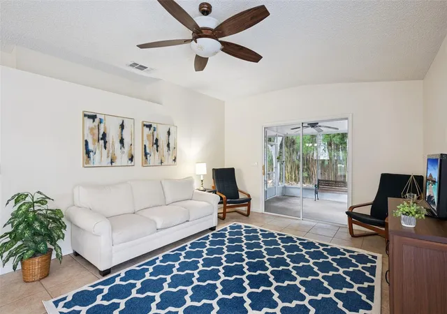 3rd image of 4300 Cloverleaf Pl, Casselberry, FL 32707 | MLS# O6434243