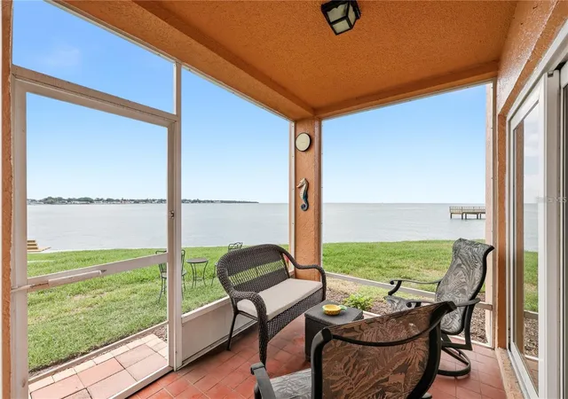 1st image of 7400 Sunshine Skyway Ln S #111, St Petersburg, FL 33711 | MLS# TB8539652