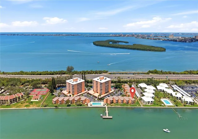 38th image of 7400 Sunshine Skyway Ln S #111, St Petersburg, FL 33711 | MLS# TB8539652