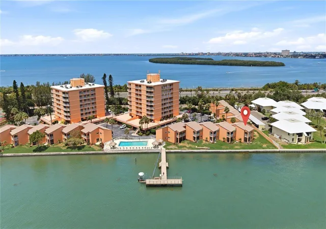 Listing Photo 4 - Condo for sale in building located at 7400 Sunshine Skyway Ln S, St. Petersburg, FL 33711 - Unit #111
