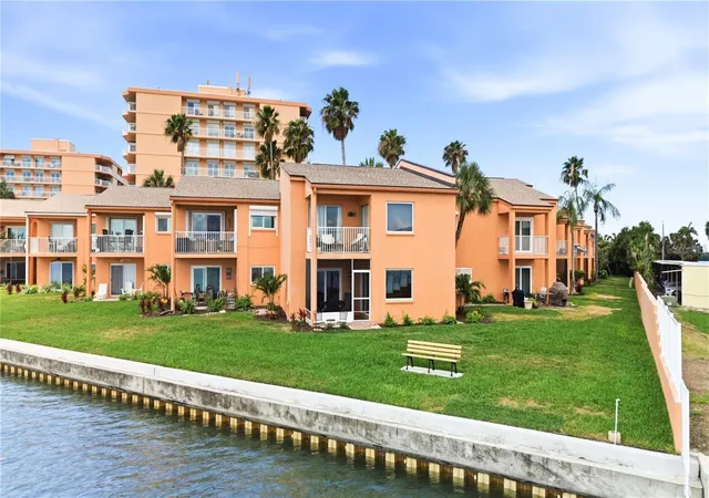 Listing Photo 5 - Condo for sale in building located at 7400 Sunshine Skyway Ln S, St. Petersburg, FL 33711 - Unit #111