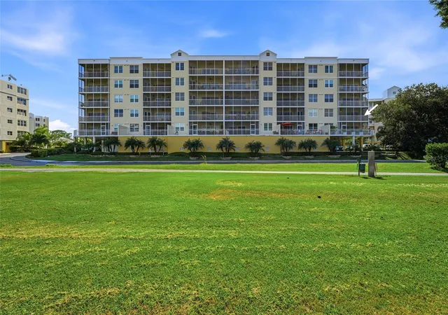 Photo 3 of Condo for sale at 1200 Country Clb Dr #4201, Largo, FL 33771 | MLS# TB8539654 | Listing updated on 2026-10-05