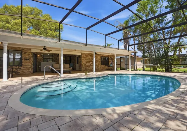 3rd image of 2249 E Union Cir, Deltona, FL 32725 | MLS# O6434266