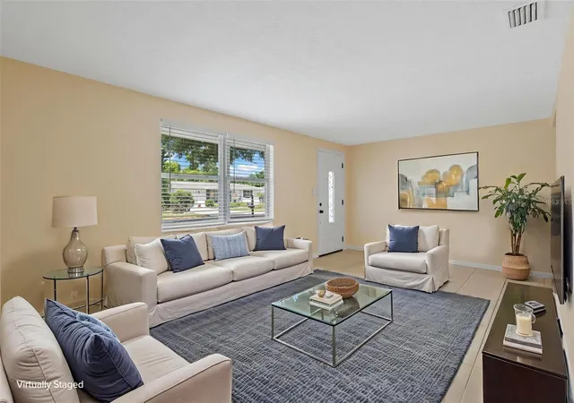Photo 4 of Single family home for sale at 2187 Dixie Garden Loop, Holiday, FL 34690 | MLS# W7888672 | Listing updated on 2026-10-08