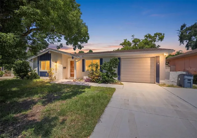 Photo 1 of Single family home for sale at 4025 Stratfield Dr, New Port Richey, FL 34652 | MLS# W7888673 | Listing updated on 2026-08-29