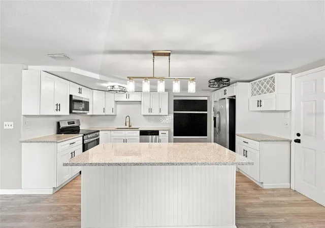 Photo 3 of Single family home for sale at 4025 Stratfield Dr, New Port Richey, FL 34652 | MLS# W7888673 | Listing updated on 2026-08-29