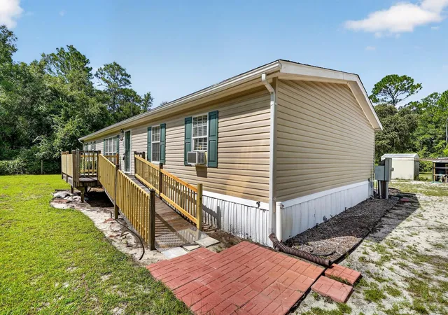 Photo 3 of Manufactured home for sale at 14850 Ne 148th Avenue, Fort Mc Coy, FL 32134 | MLS# OM730577 | Listing updated on 2026-09-14