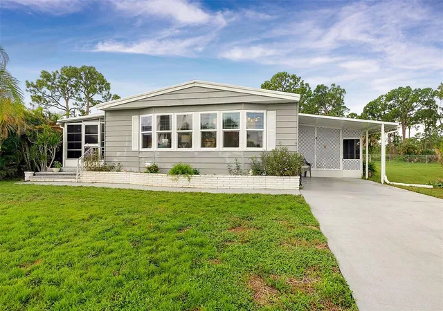 1st image of 417 Villa Nueva Cir, North Port, FL 34287 | MLS# TB8539691