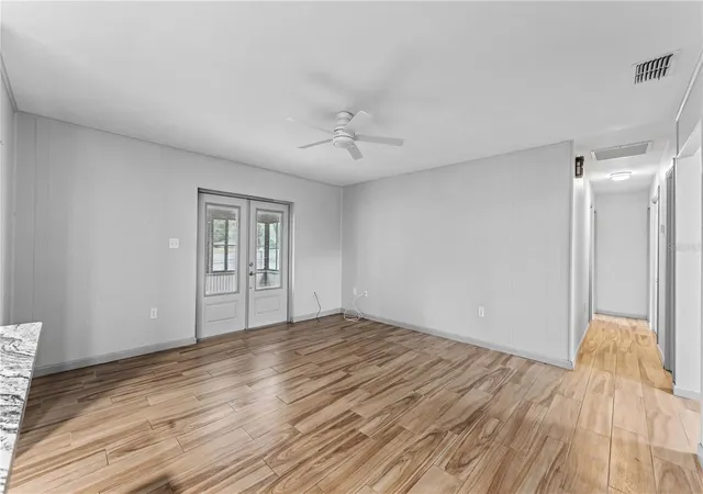 Photo 3 of Single family home for sale at 1930 High Glen Ct S, Lakeland, FL 33813 | MLS# L4964359 | Listing updated on 2026-10-07