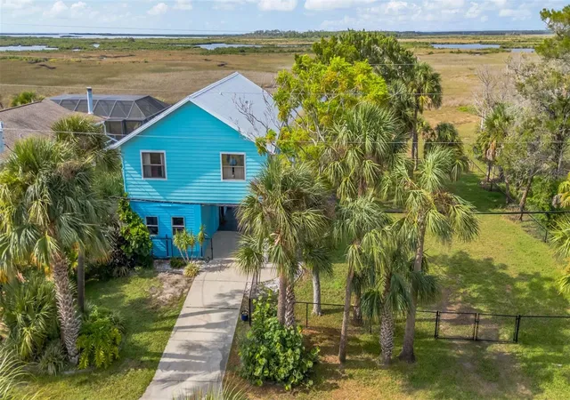 5th image of 4035 Eagle Nest Dr, Hernando Beach, FL 34607 | MLS# TB8539697
