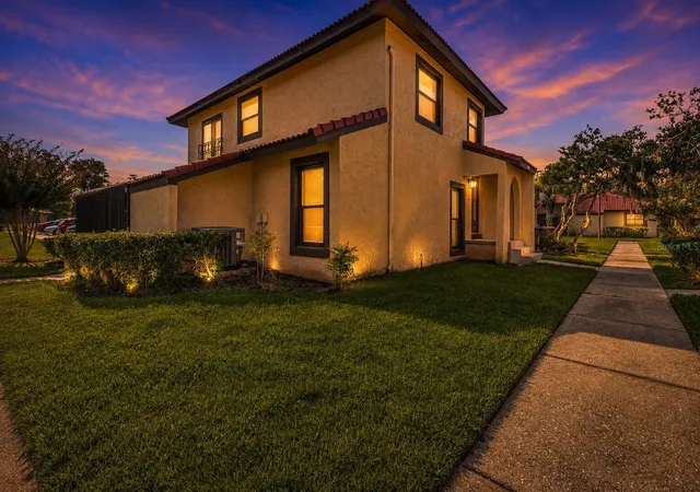 Photo 1 of Townhouse for sale at 501 Hunter Cir, Kissimmee, FL 34758 | MLS# G5116571 | Listing updated on 2026-09-02
