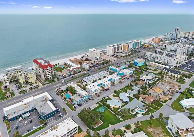 2nd image of 17035 Gulf Blvd, NORTH REDINGTON BEACH, FL 33708