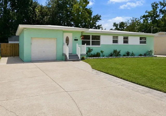Photo 2 of Single family home for sale at 2125 W Lou Dr, Jacksonville, FL 32216 | MLS# FC320758 | Listing updated on 2026-09-27