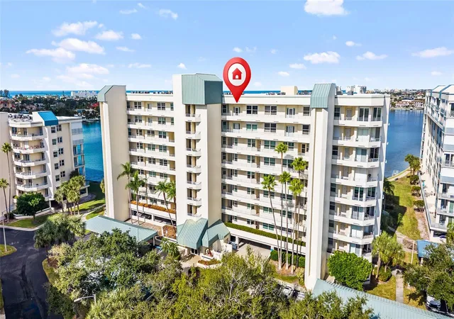 Photo 2 of Condo for sale at 7932 Sailboat Key Blvd S #804, South Pasadena, FL 33707 | MLS# TB8539707 | Listing updated on 2026-08-21