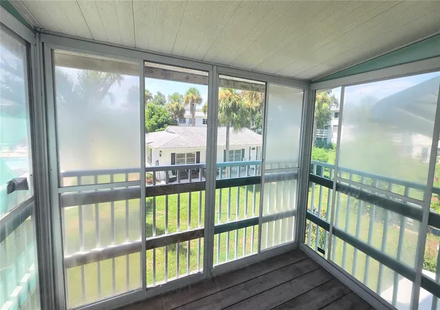 Photo 4 of Condo for sale at 1542 Leisure Dr #N22, Bradenton, FL 34207 | MLS# A4703246 | Listing updated on 2026-09-23
