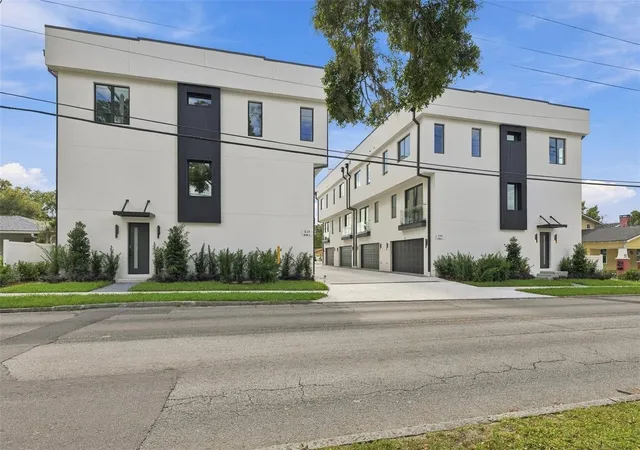 Photo 1 of Townhouse for sale at 310 W Columbus Dr #4, Tampa, FL 33602 | MLS# TB8539712 | Listing updated on 2026-10-28