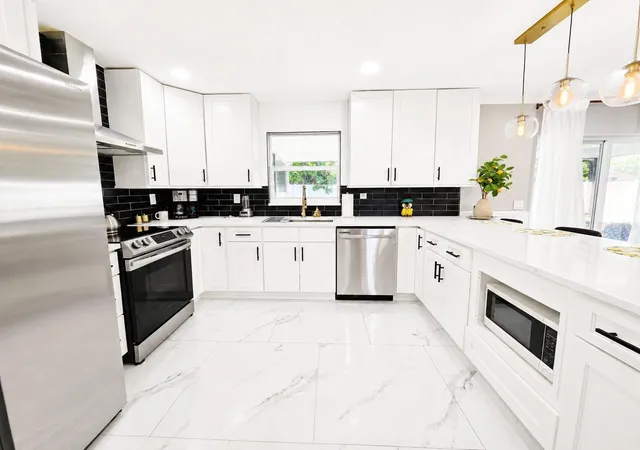 Photo 4 of Single family home for sale at 1419 Shelby Pkwy, Cape Coral, FL 33904 | MLS# C7529695 | Listing updated on 2026-10-08