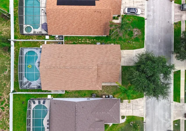 Photo 2 of Single family home for sale at 1006 Clear Crk Cir, Clermont, FL 34714 | MLS# O6434328 | Listing updated on 2026-10-09