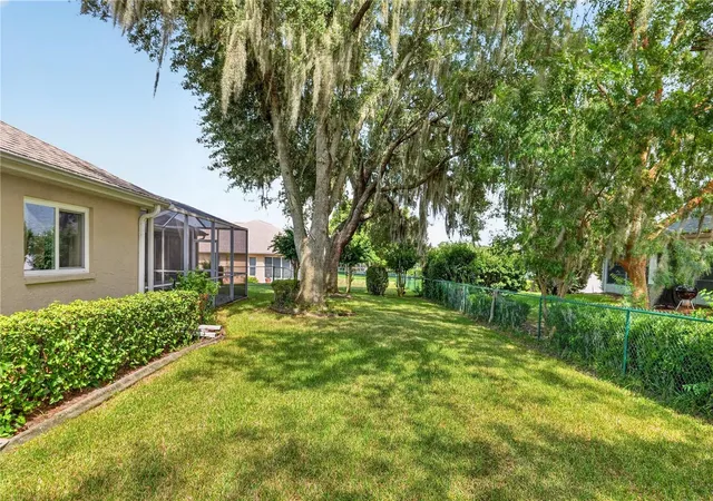 5th image of 5086 Nw 21St Loop, Ocala, FL 34482 | MLS# OM730600