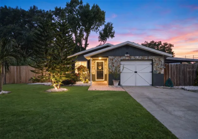 1st image of 8536 Quail Rd, Seminole, FL 33777 | MLS# TB8539772