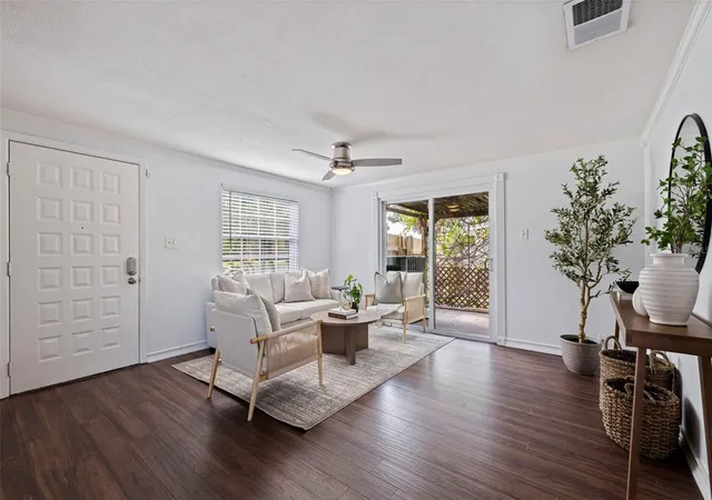 4th image of 8536 Quail Rd, Seminole, FL 33777 | MLS# TB8539772