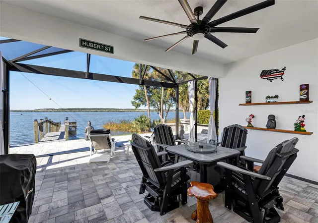 Photo 3 of Single family home for sale at 1112 Hull Is Dr, Oakland, FL 34787 | MLS# O6434371 | Listing updated on 2026-08-27