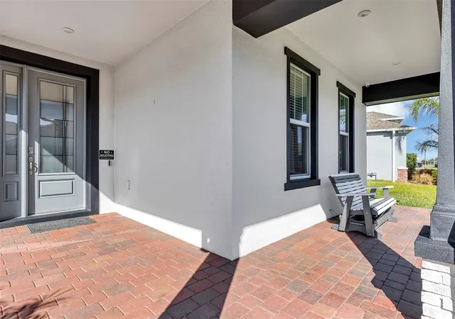 Photo 4 of Single family home for sale at 1112 Hull Is Dr, Oakland, FL 34787 | MLS# O6434371 | Listing updated on 2026-08-27