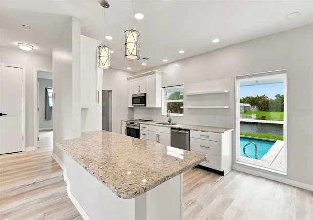 5th image of 6488 Angle Pl, North Port, FL 34287 | MLS# C7529699