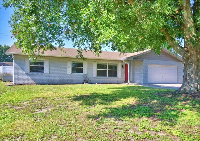 Photo 1 of Single family home for sale at 153 Browning Cir, Winter Haven, FL 33884 | MLS# S5155806 | Listing updated on 2026-08-29