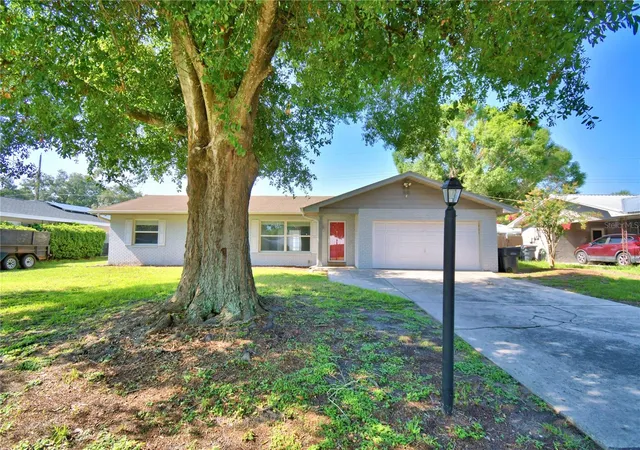 Photo 2 of Single family home for sale at 153 Browning Cir, Winter Haven, FL 33884 | MLS# S5155806 | Listing updated on 2026-08-29