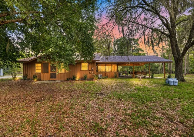Photo 1 of Single family home for sale at 24939 Old Deer Rd, Paisley, FL 32767 | MLS# G5116581 | Listing updated on 2026-10-04