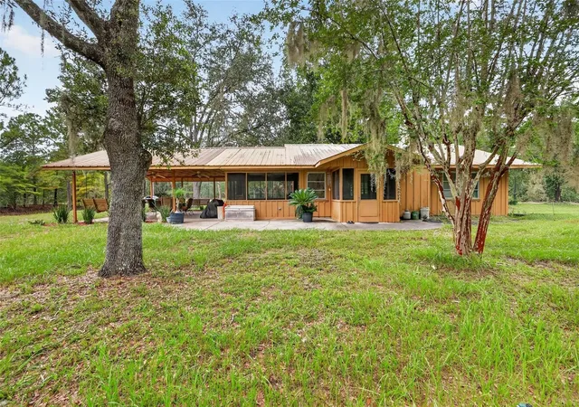 Photo 2 of Single family home for sale at 24939 Old Deer Rd, Paisley, FL 32767 | MLS# G5116581 | Listing updated on 2026-10-04