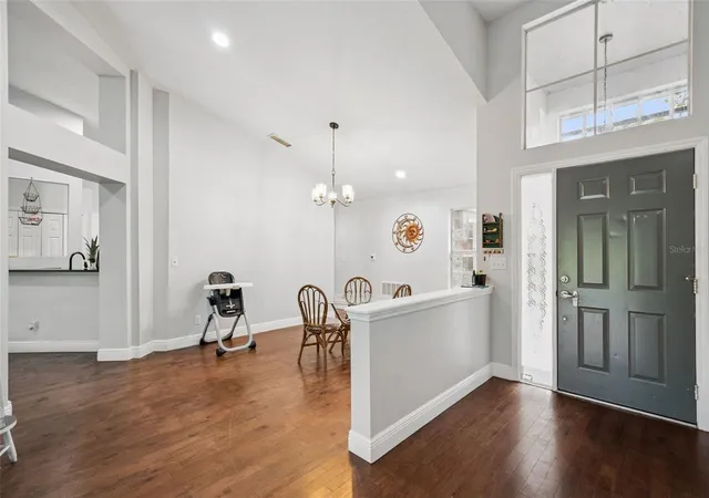Photo 3 of Single family home for sale at 806 Oak Forest Ct, Deland, FL 32724 | MLS# O6434396 | Listing updated on 2026-09-30