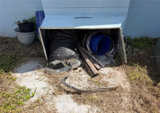 Photo 3 of Single family home for sale at 318 Skylark Ln NW, Port Charlotte, FL 33952 | MLS# A4703268 | Listing updated on 2026-10-02