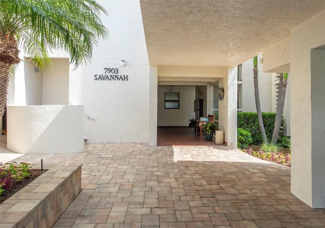 2nd image of 7903 Sailboat Key Blvd S #102, South Pasadena, FL 33707 | MLS# TB8539833