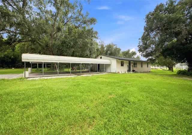 Photo 3 of Single family home for sale at 3812 Reverend Dar Dar Dr, Plant City, FL 33565 | MLS# TB8539847 | Listing updated on 2026-09-02