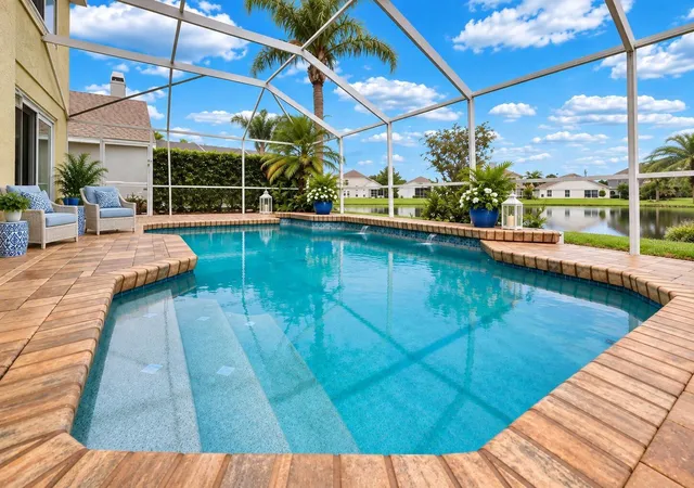 Photo 3 of Single family home for sale at 624 Hardwood Cir, Orlando, FL 32828 | MLS# O6434447 | Listing updated on 2026-09-25