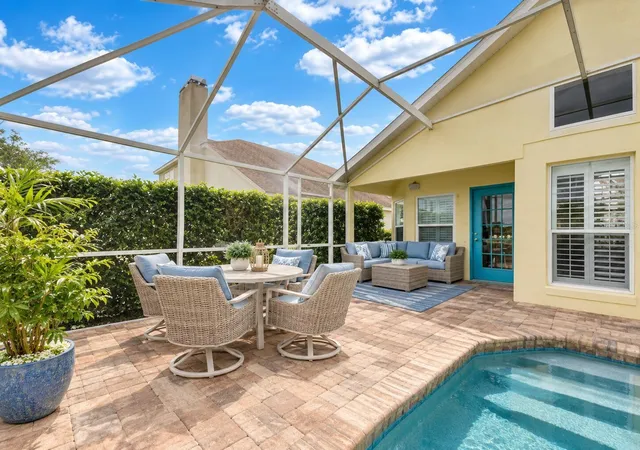 Photo 3 of Single family home for sale at 624 Hardwood Cir, Orlando, FL 32828 | MLS# O6434447 | Listing updated on 2026-09-30