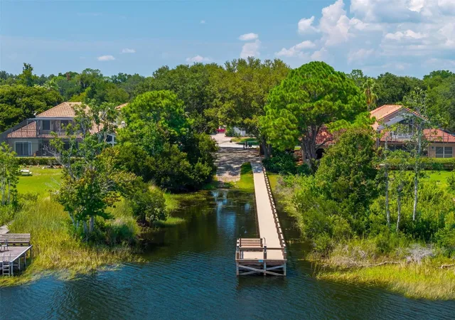 2nd image of 1070 Ceasars Ct, Mount Dora, FL 32757 | MLS# O6434456