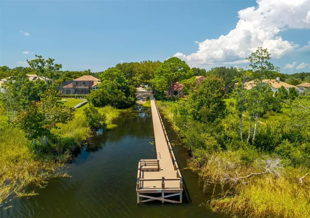 4th image of 1070 Ceasars Ct, Mount Dora, FL 32757 | MLS# O6434456