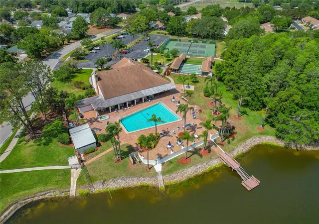 Listing Photo 3 - Condo for sale in building located at 4706 Wallingford Ct, NEW PORT RICHEY, FL 34655 - Unit #68