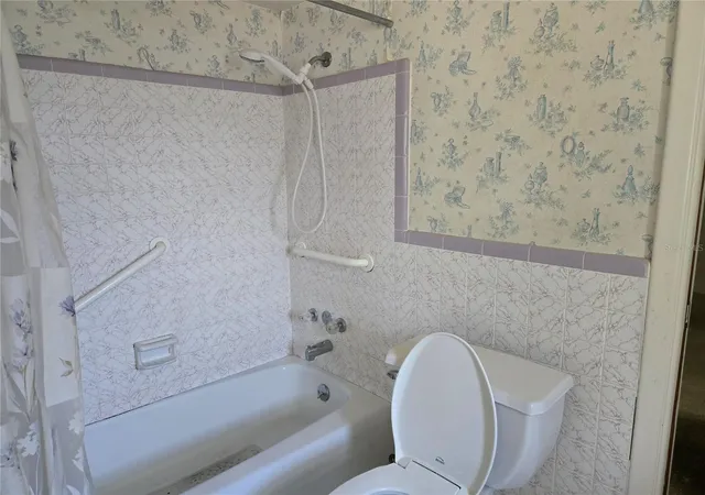 4th image of 1255 Palmetto St, Clearwater, FL 33755 | MLS# TB8539874